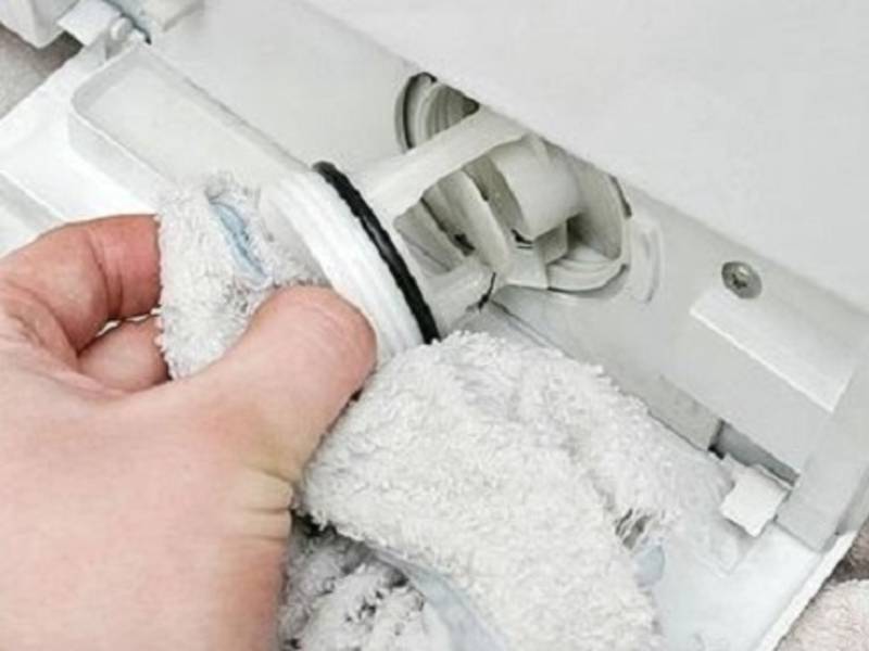 Как почистить стиральную машину от накипи, грязи и плесени