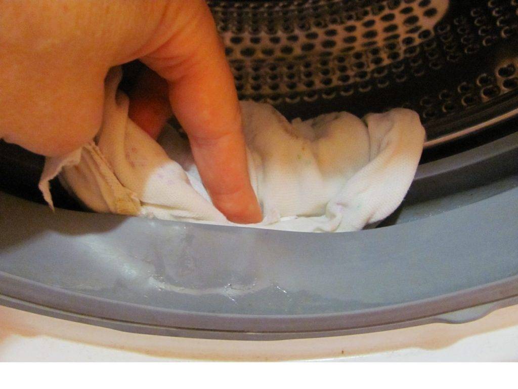 Как просто и недорого убрать плесень в стиральной машине на резине/резинке?