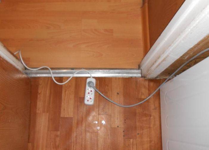 Можно ли подключать стиральную машину через удлинитель, сетевой фильтр для холодильника нужен или нет?