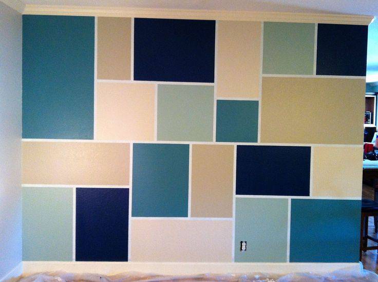 Правила покраски стен разноцветными полосами: инструкция и фото готовой работы