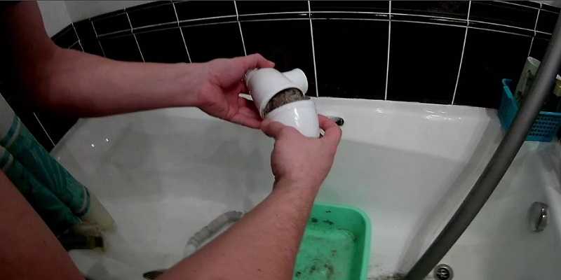 Как устранить засор в ванной — обзор способов прочистки