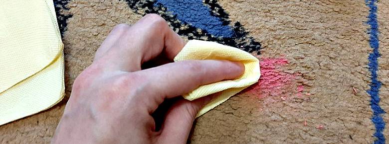 Как убрать пластилин с ковра в домашних условиях: эффективные способы чистки коврового покрытия