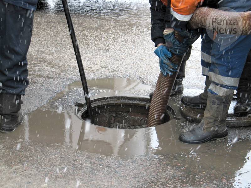Промывка сетей канализации: прочистка уличных, наружных труб