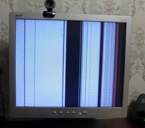 Что делать, если на экране телевизора появилась горизонтальная или вертикальная полоса