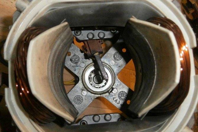 Как устроен двигатель стиральной машины: принцип работы + как заменить при поломке