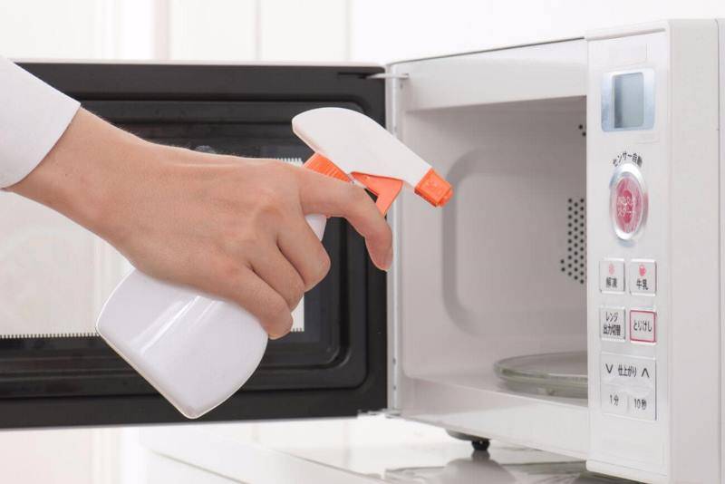Как почистить микроволновку в домашних условиях быстро и эффективно