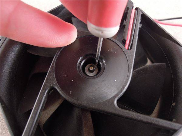 Как почистить вентилятор ноутбука от пыли: чем смазать кулер, как разобрать для чистки acer и hp, система охлаждения