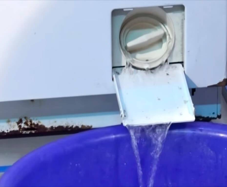 Как принудительно слить воду из стиральной машины lg: шесть способов слива, если стиралка зависла, сломалась или в барабан попал посторонний предмет