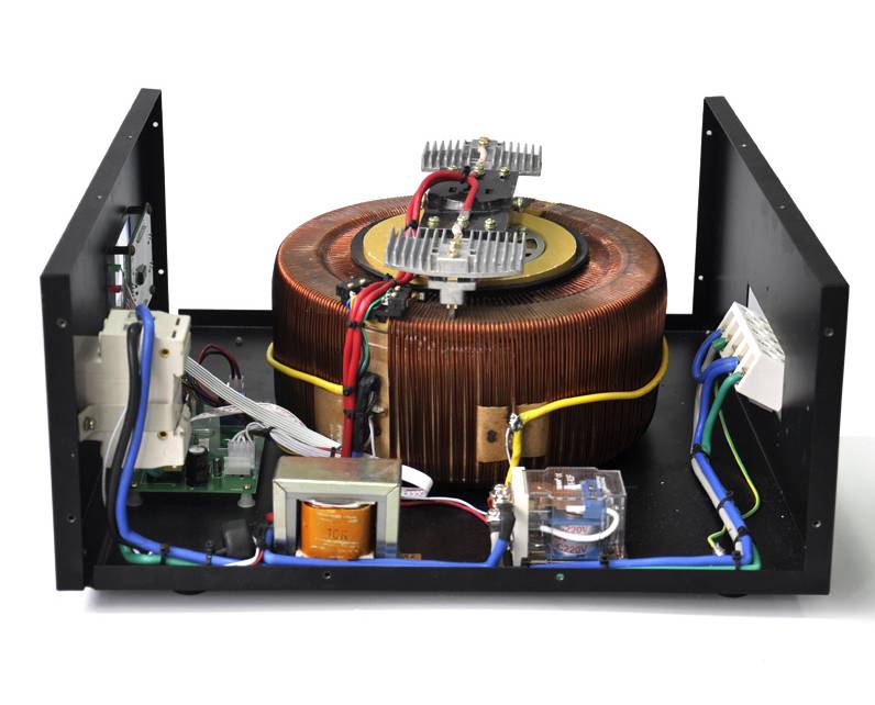 Инверторный стабилизатор напряжения 220. Электромеханический стабилизатор напряжения. Электромеханический стабилизатор напряжения 220в. Стабилизатор напряжения Lenz Technic r500w. Инверторный стабилизатор напряжения 220в.
