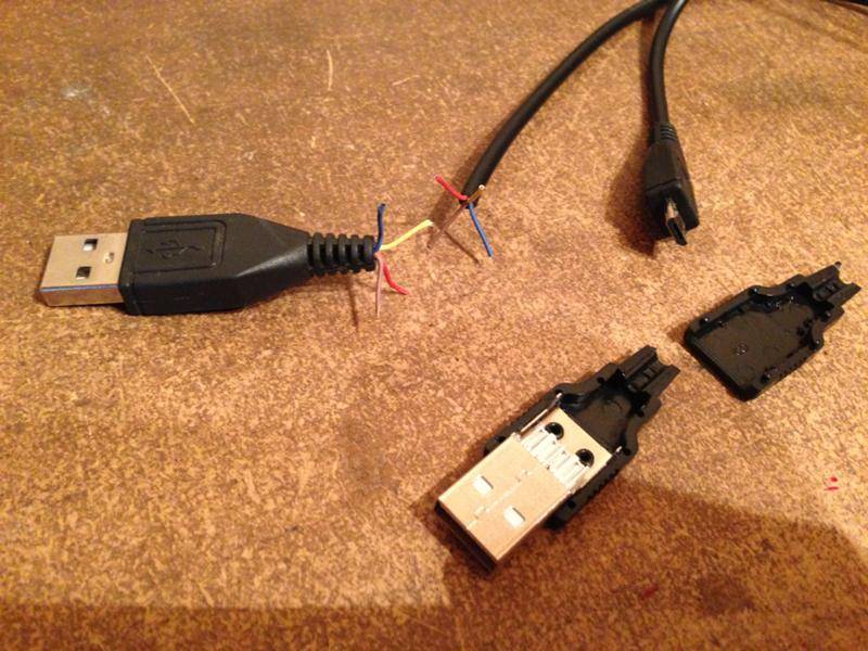 Usb разъем для зарядки телефонов. Разъём зарядки микро УСБ. Микро УСБ разъём беспроводной мышки. Порт зарядки мини юсб. USB гнездо спаять USB гнездом.