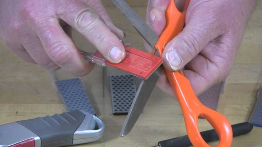 Как наточить ножницы в домашних условиях: 7 простых способов