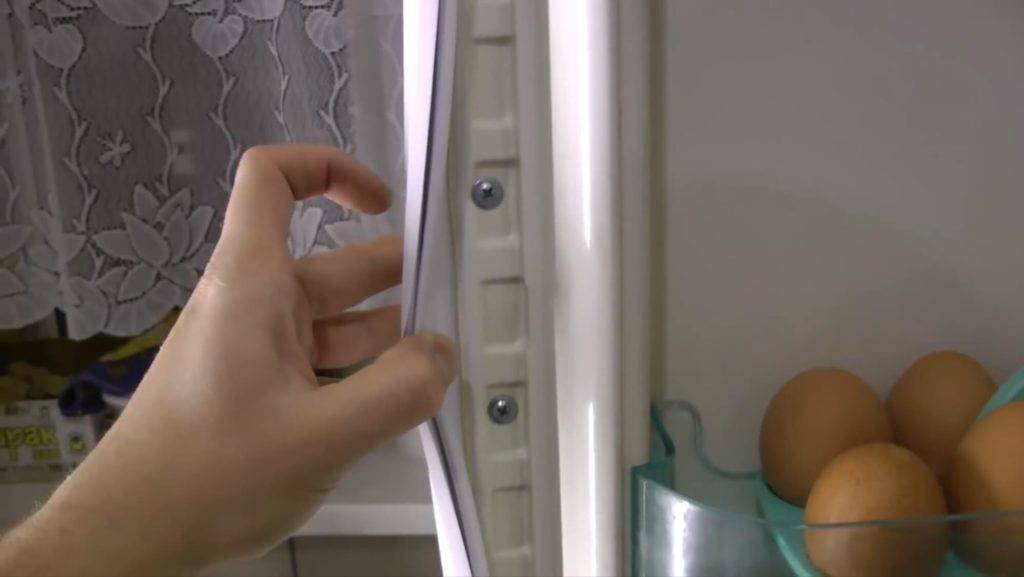 Как поменять уплотнительную резинку на двери холодильника в домашних условиях: причины поломки, этапы замены