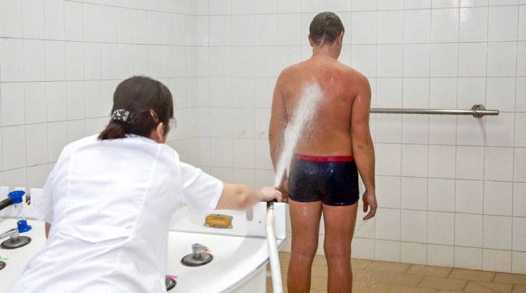 Циркулярный душ — польза и показания для проведения процедуры
