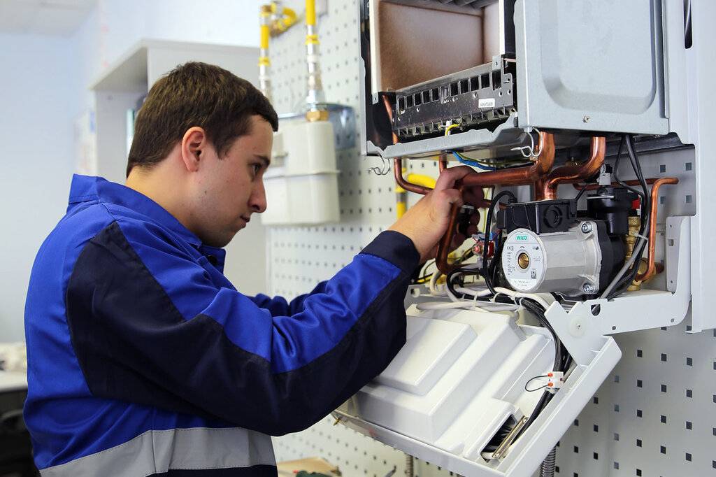 Сервисное и техническое обслуживание газовых котлов настенных и напольных в частном доме в москве