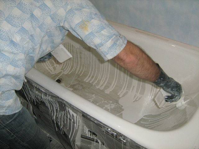 Технология восстановления эмалированного покрытия ванны при помощи жидкого акрила |