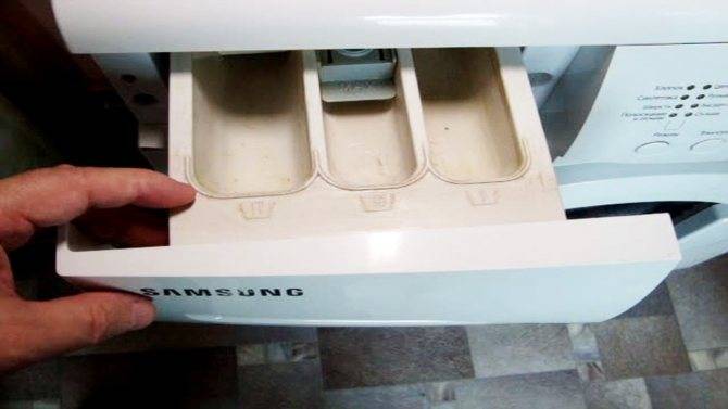 Советы экспертов о том, куда засыпать порошок в стиральную машину