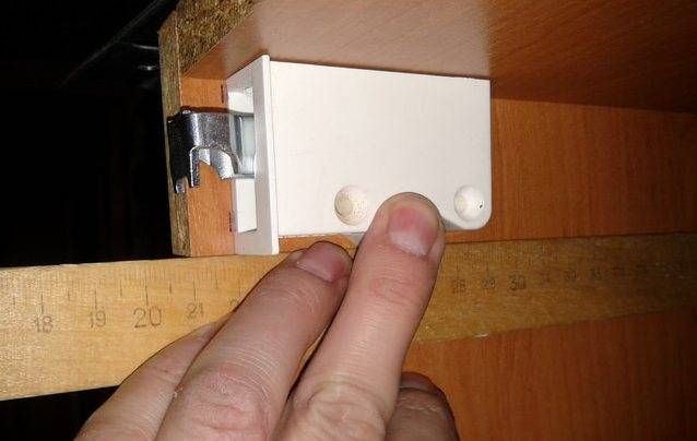 Как повесить шкаф на гипсокартонную стену: 5 вариантов крепления | дневники ремонта obustroeno.club