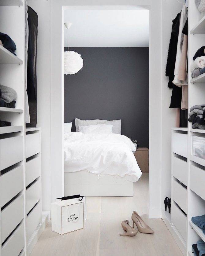 Гардеробная в спальне — примеры идеального размещения и сочетания гардероба в интерьере спальни (100 фото)