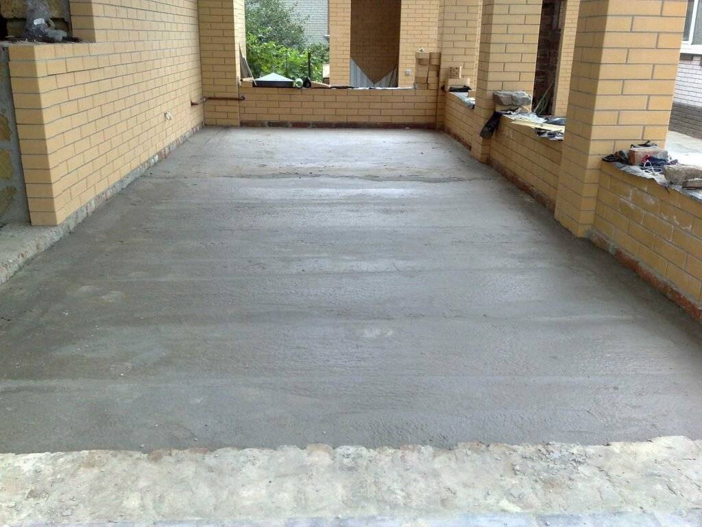 Чем покрыть бетонные полы? виды покрытий