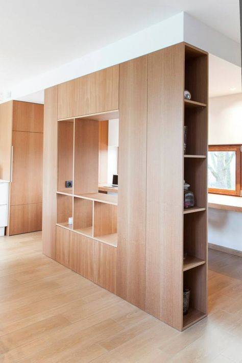 Шкафы-перегородки (36 фото): двусторонние модели для разделения комнаты на две части