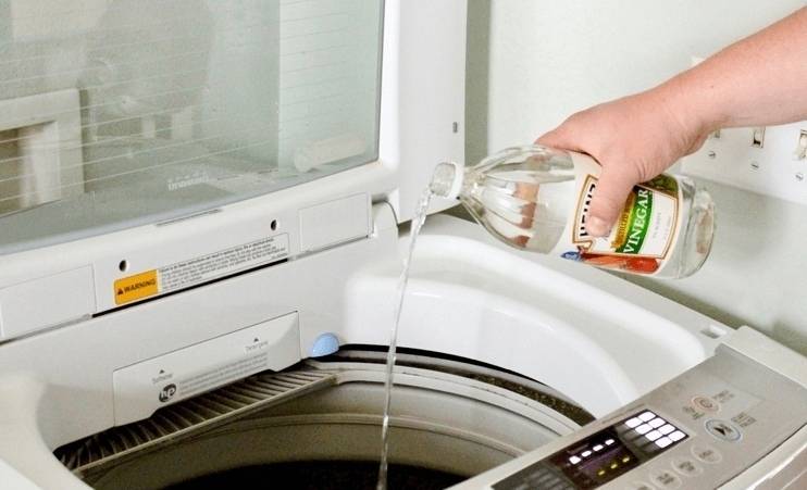 Чистка стиральной машины от запаха и грязи с помощью уксуса и соды