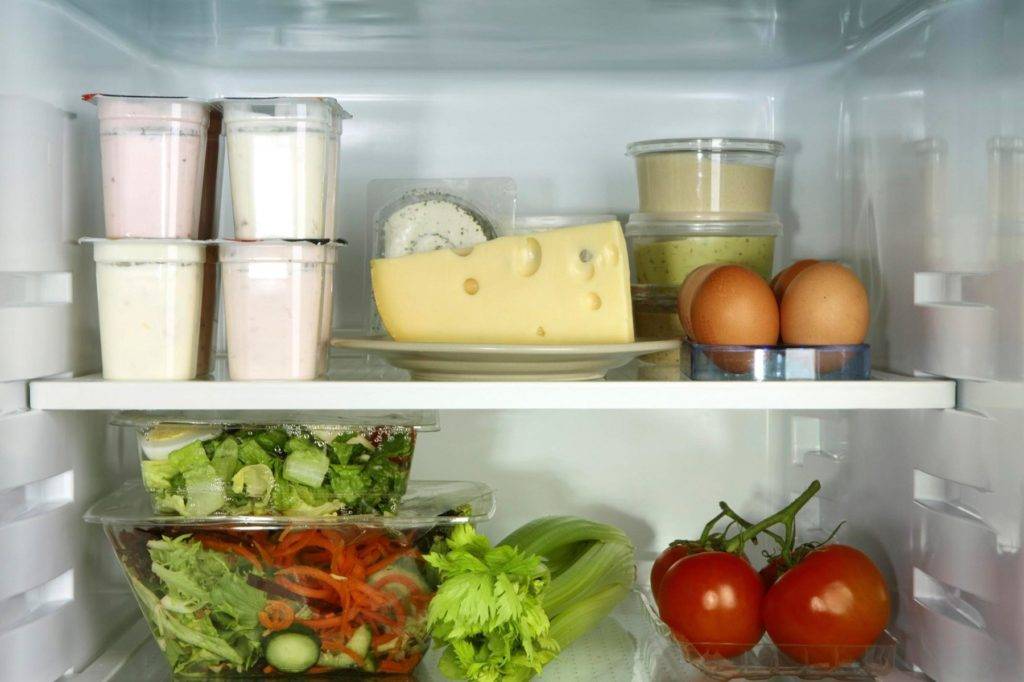 Правила и сроки хранение продуктов в холодильнике