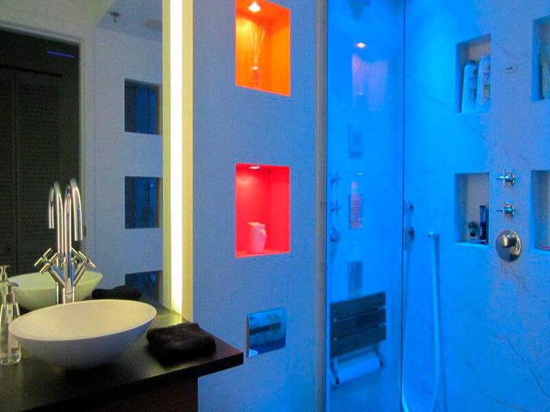 Подсветка в ванной комнате: как сделать светодиодную подсветку своими руками, фотообзор