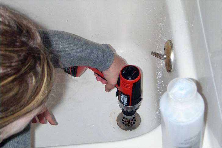 Засор в ванной: причины, методы прочистки в домашних условиях, средства