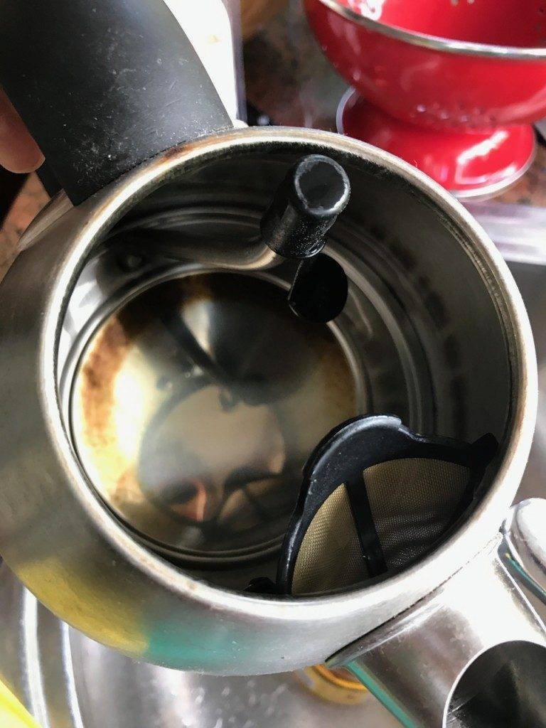 Как очистить чайник от накипи: эффективно избавиться от накипи в электрическом чайнике в домашних условияхкухня — вкус комфорта