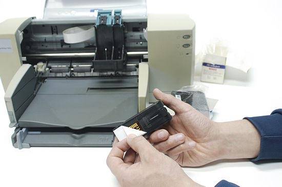 Как заправить картридж самому: инструкция для всех принтеров ????