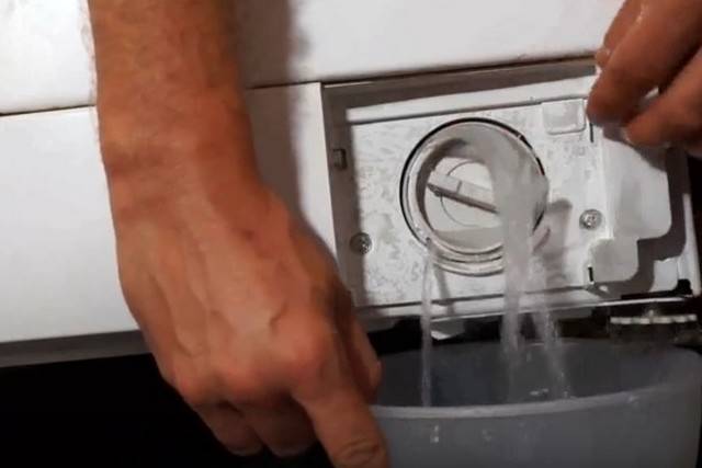 В стиральной машине indesit не крутится барабан ? : причины почему не крутит автомат с вертикальной или горизонтальной загрузкой и что с этим делать