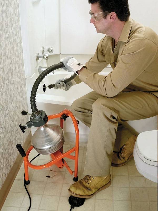 Что делать, если забилась канализация в частном доме в трубе до ямы? устраняем засоры