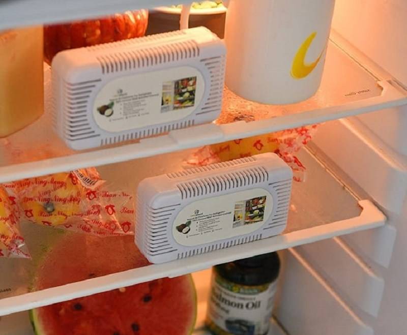 Запах в морозильной камере холодильника: как избавиться