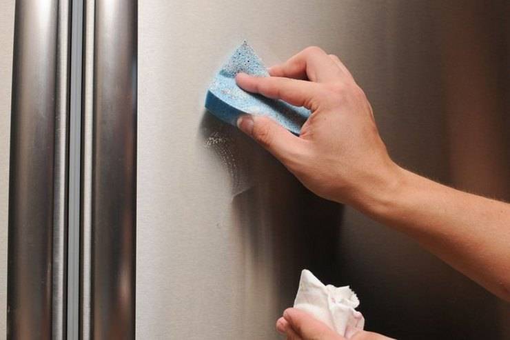 Как убрать вмятину на холодильнике своими руками