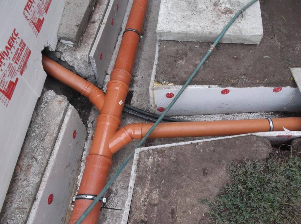 Как устанавливать греющий кабель в канализационную трубу, какой использовать
