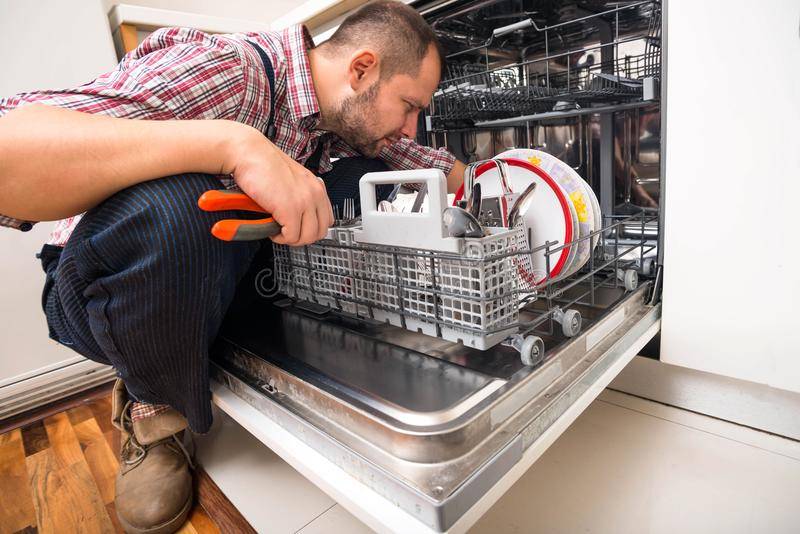 9 шагов для самостоятельного подключения посудомоечной машины
