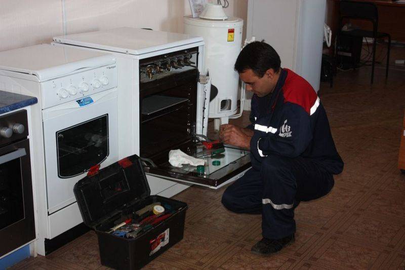 Обслуживание газовых плит в квартирах: что входит в то, периодичность и сроки проверки