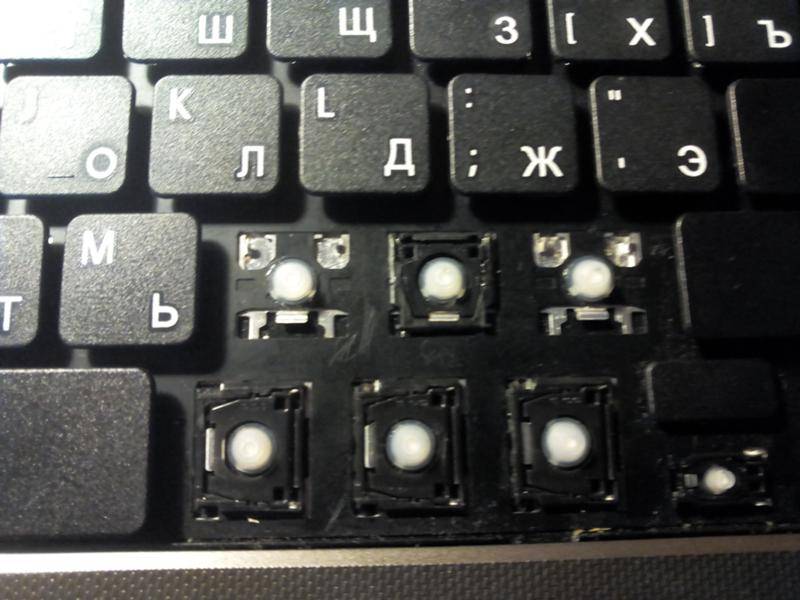 Как снять и вставить клавишу с клавиатуры ноутбука