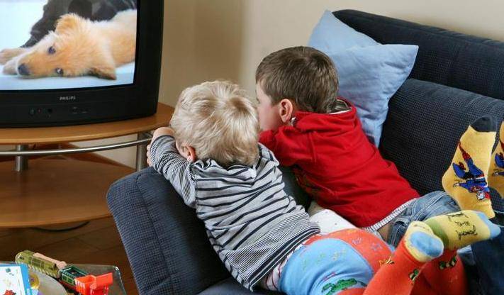 Телевизор и смерть: сидение перед телевизором приводит к ожирению, сдвг и раку
