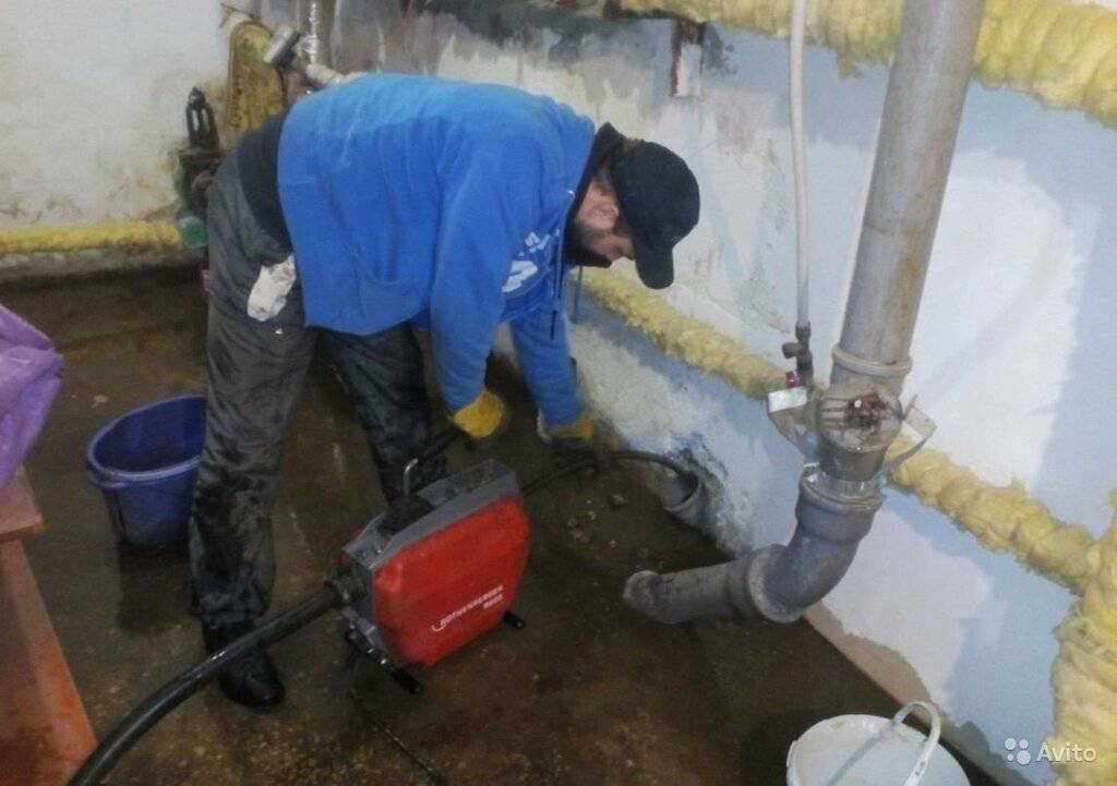 Чем эффективно прочистить канализационные трубы в частном доме: средства для чистки в домашних условиях