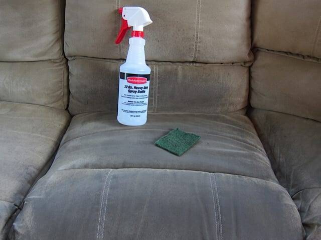 Эффективные методы чистки кожаного дивана в домашних условиях