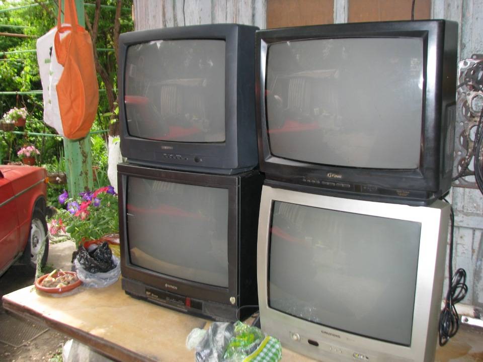 Куда сдать старый телевизор за деньги на утилизацию и запчасти
