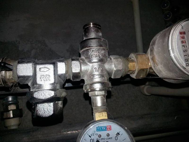 Регулятор давления воды: принцип работы и правильный монтаж в систему водоснабжения